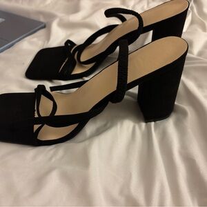 Black Block Heel Strappy Sandals (Size 43)